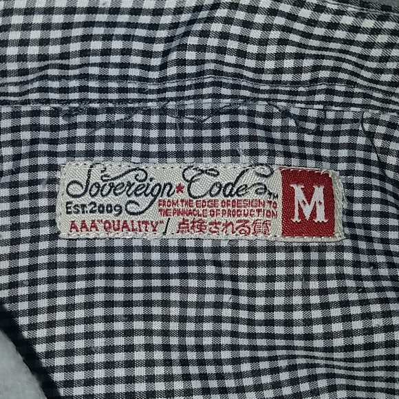 **SOLD**Men's Shirt - Picture 2 of 3